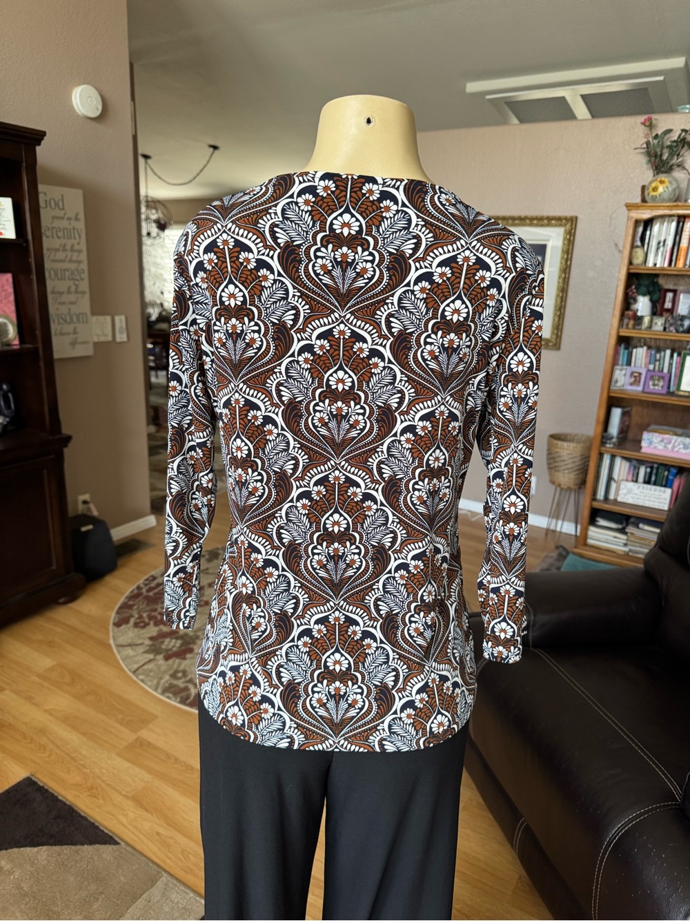 The Limited brown, black & white floral print 3/4 sleeves knit blouse-L - Picture 8 of 10